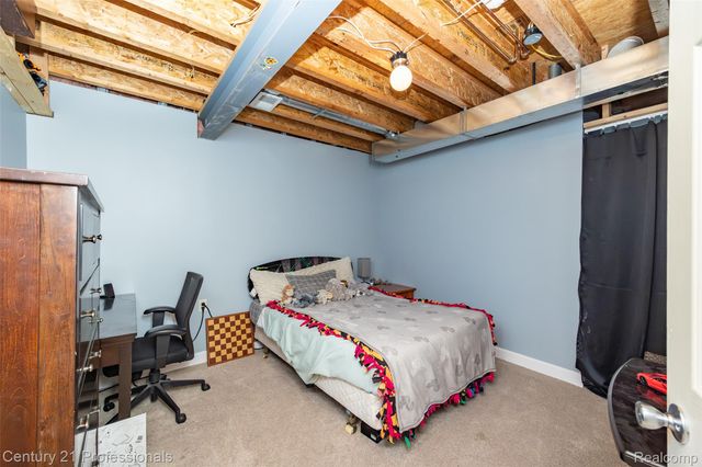 3251 Mann Road, Waterford Charter Township, MI 48346