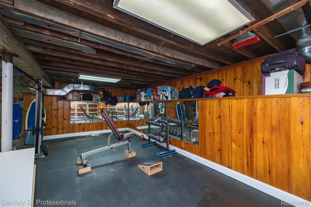 3251 Mann Road, Waterford Charter Township, MI 48346