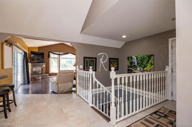 3251 Mann Road, Waterford Charter Township, MI 48346