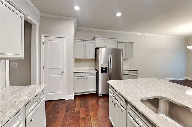 232 Braemore Mill Drive, Lawrenceville, GA 30044