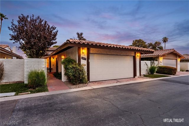 2117 Plaza De La Candela, Las Vegas, NV 89102