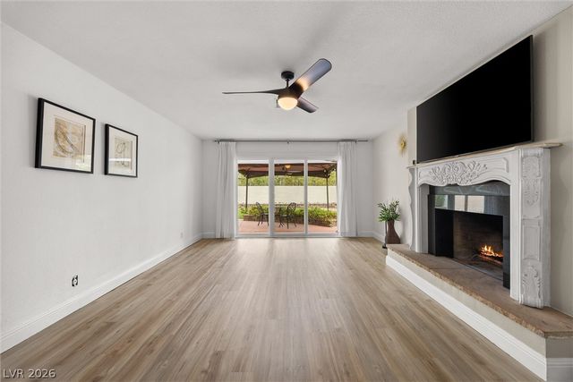 2117 Plaza De La Candela, Las Vegas, NV 89102