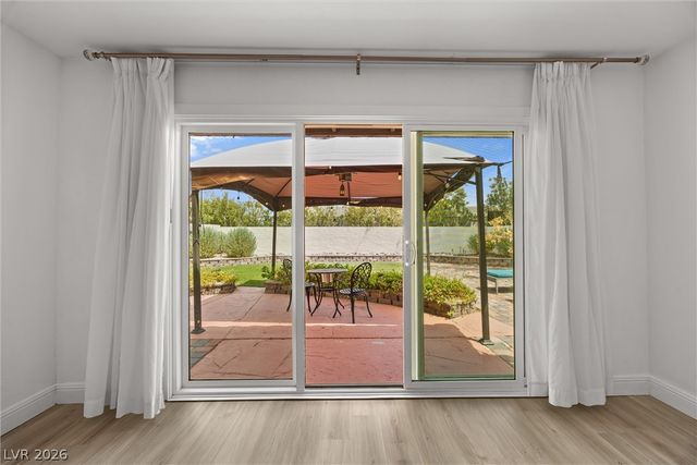 2117 Plaza De La Candela, Las Vegas, NV 89102