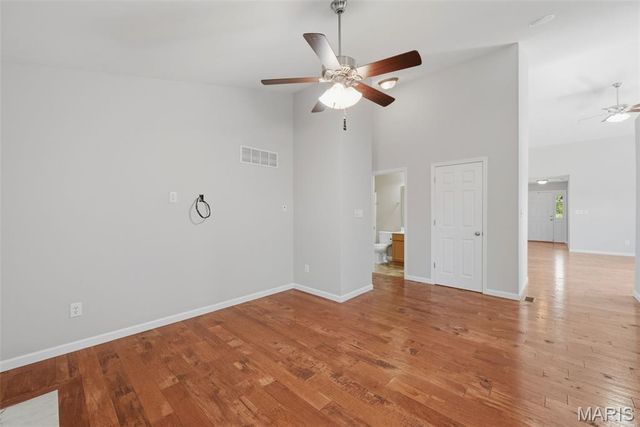 1427 Colonial Drive, St Charles, MO 63304