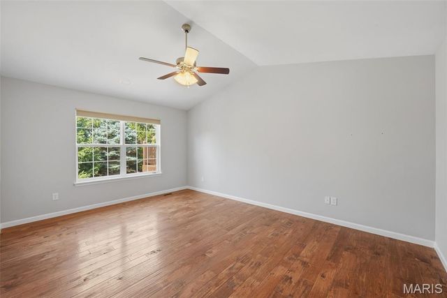 1427 Colonial Drive, St Charles, MO 63304