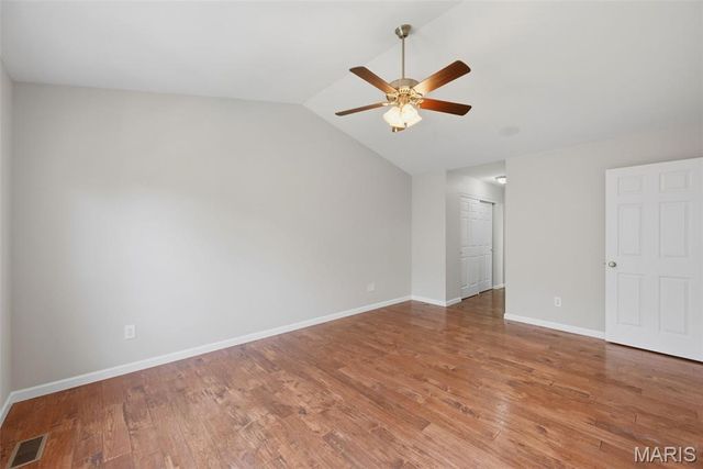 1427 Colonial Drive, St Charles, MO 63304