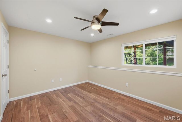 1427 Colonial Drive, St Charles, MO 63304