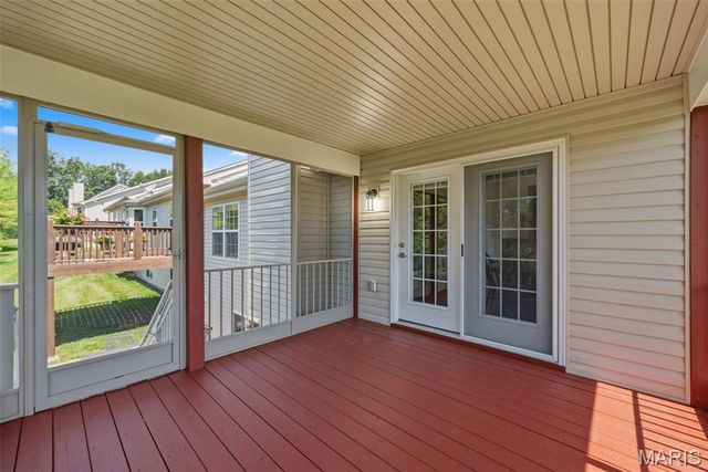 1427 Colonial Drive, St Charles, MO 63304