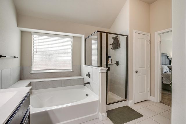 7525 Rothbury Drive, Fort Worth, TX 76179