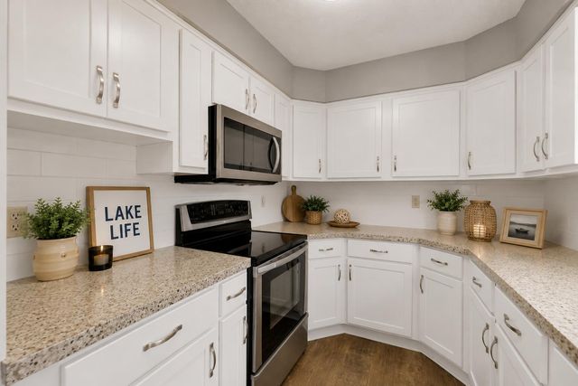2937 Loehrs Landing Drive, Rutland Twp, MI 49058