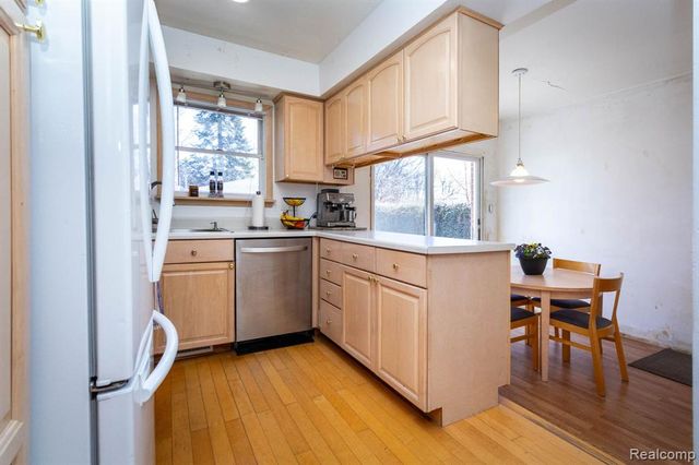 14760 Arcola Street, Livonia, MI 48154