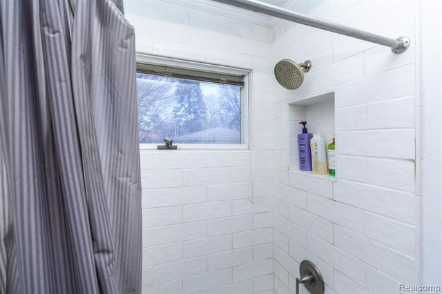 14760 Arcola Street, Livonia, MI 48154