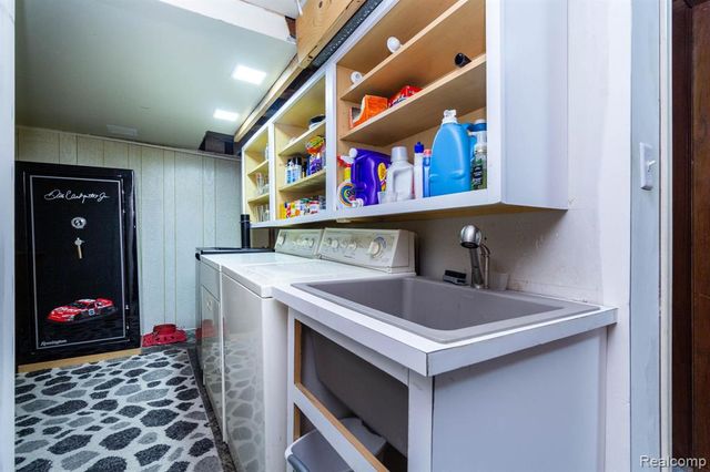 14760 Arcola Street, Livonia, MI 48154