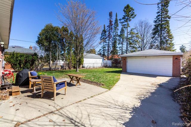 14760 Arcola Street, Livonia, MI 48154