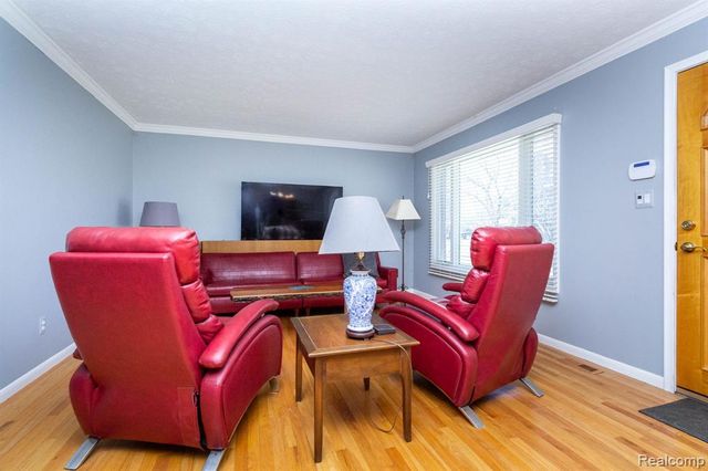 14760 Arcola Street, Livonia, MI 48154