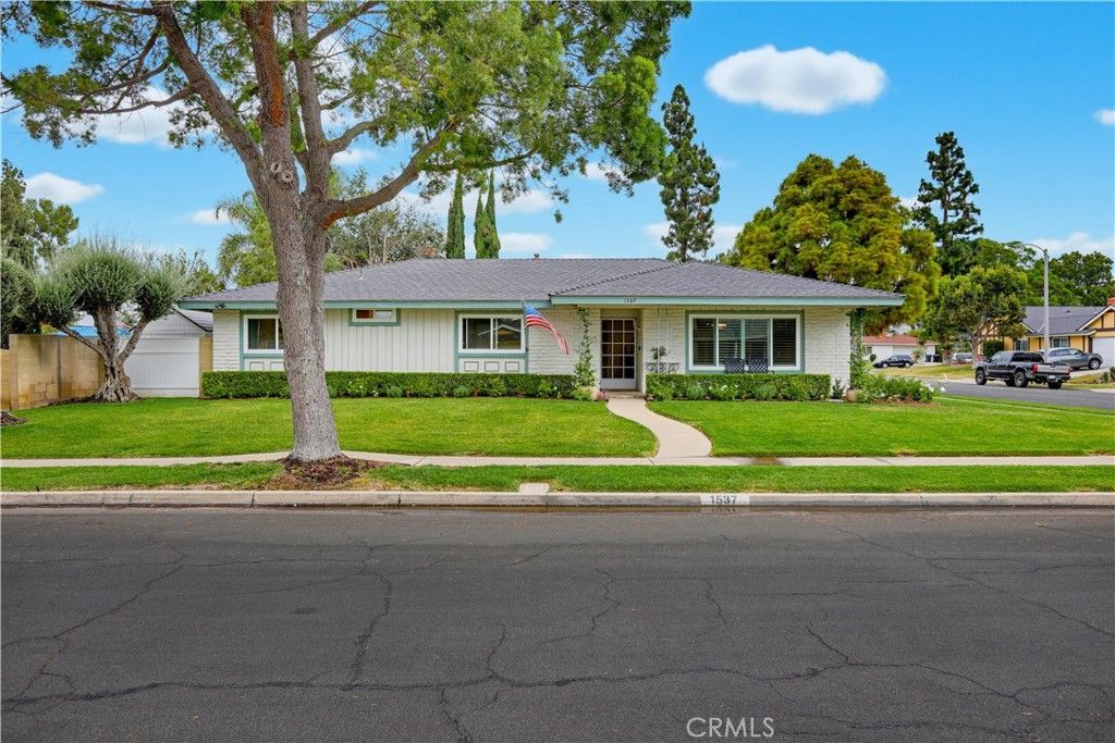 1537 Yellowstone, Placentia, CA 92870