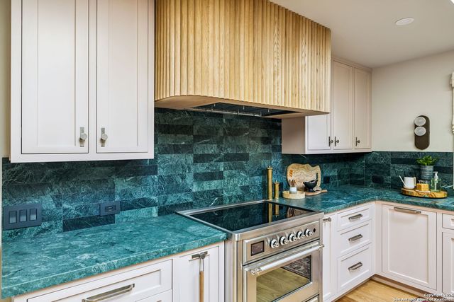 2330 Blanton Dr, San Antonio, TX 78209