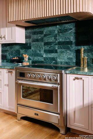 2330 Blanton Dr, San Antonio, TX 78209