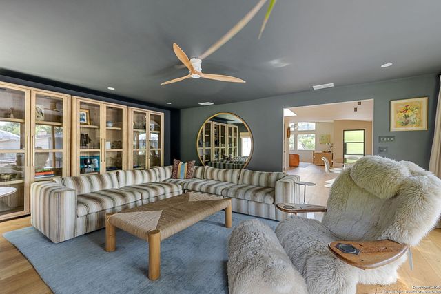 2330 Blanton Dr, San Antonio, TX 78209