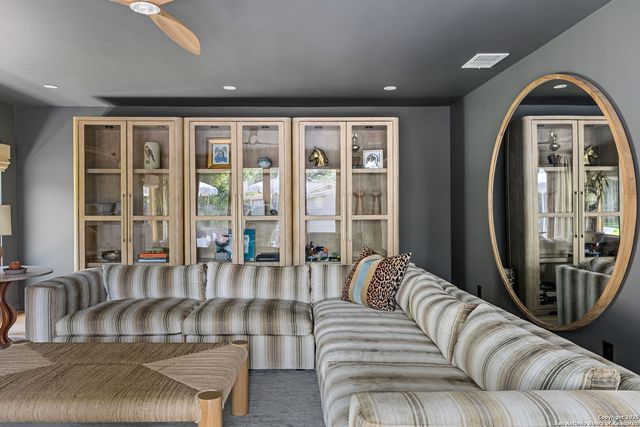 2330 Blanton Dr, San Antonio, TX 78209