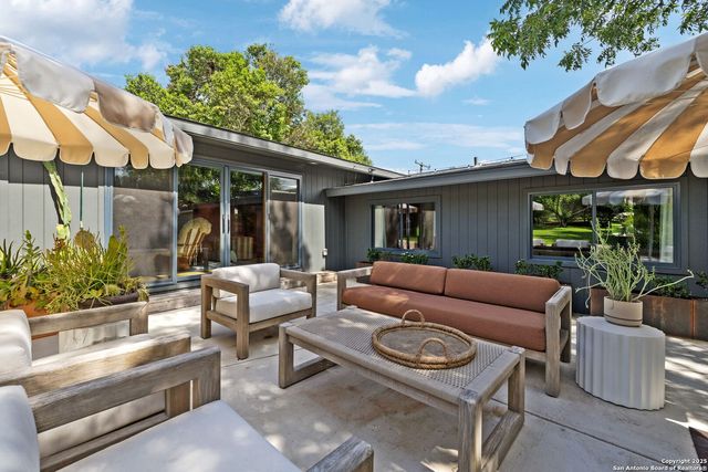 2330 Blanton Dr, San Antonio, TX 78209