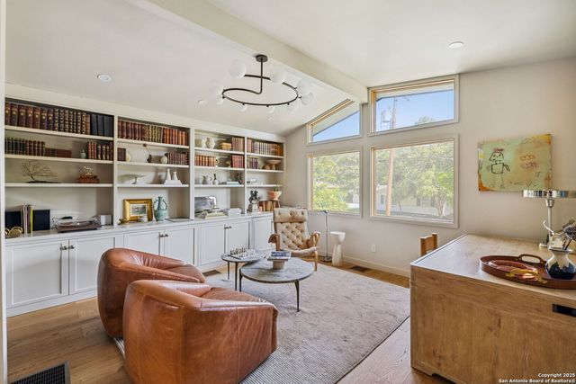 2330 Blanton Dr, San Antonio, TX 78209