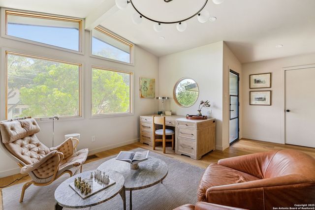 2330 Blanton Dr, San Antonio, TX 78209