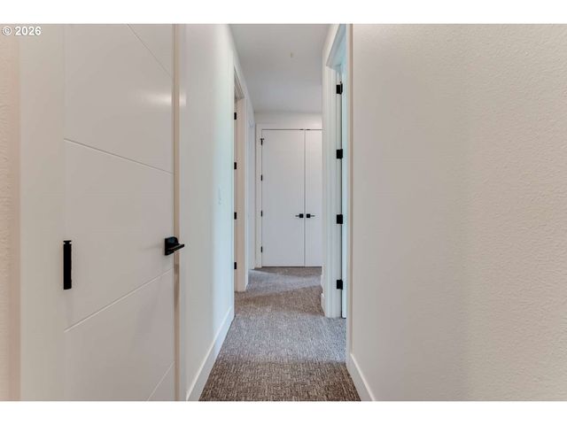 2624 GILHAM Rd, Eugene, OR 97408