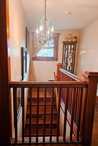 325 W Saint Clair Street, Update, MI 48065