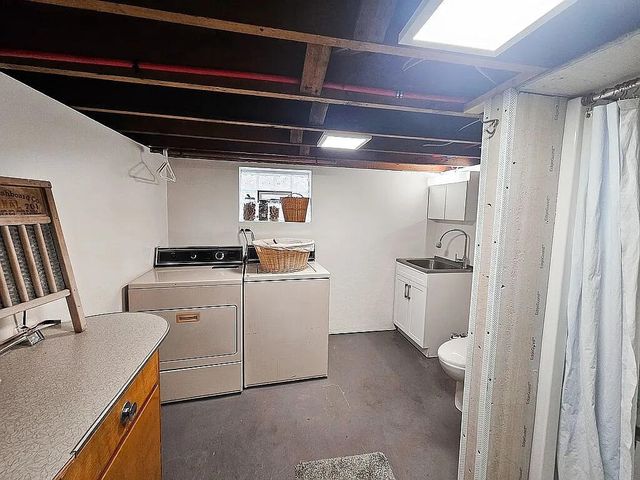 325 W Saint Clair Street, Update, MI 48065