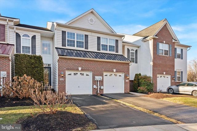 1070 ROSEMONT TER, Pennsburg, PA 18073