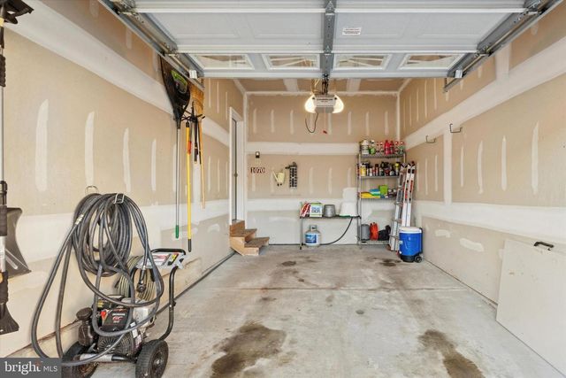 1070 ROSEMONT TER, Pennsburg, PA 18073