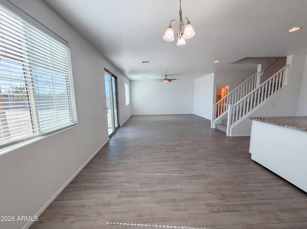 Image 6 of property listing at 2909 S 121ST Drive, Tolleson, AZ 85353