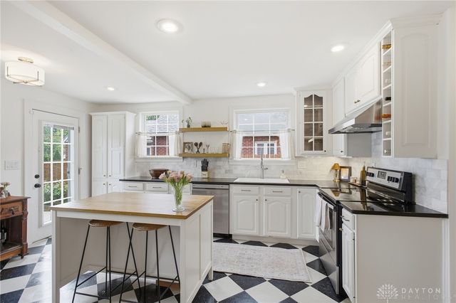 806 Warrington Place, Dayton, OH 45419