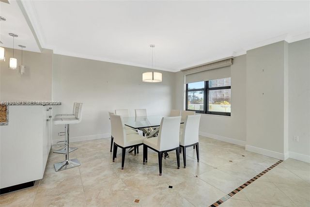 9801 Collins Ave 5S, Bal Harbour, FL 33154