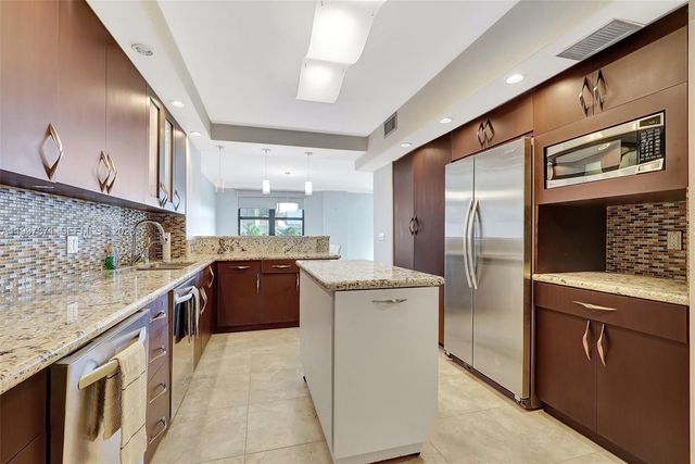 9801 Collins Ave 5S, Bal Harbour, FL 33154