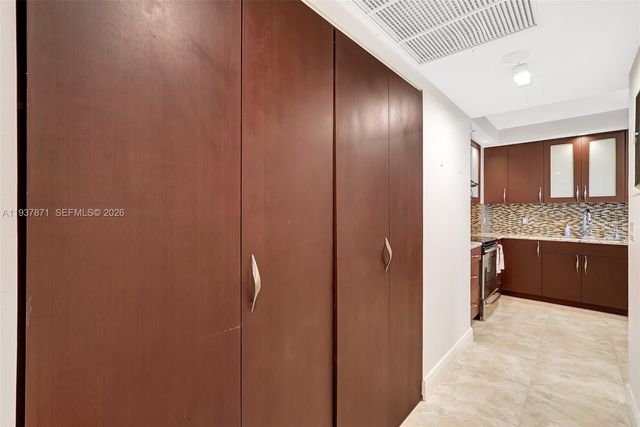 9801 Collins Ave 5S, Bal Harbour, FL 33154