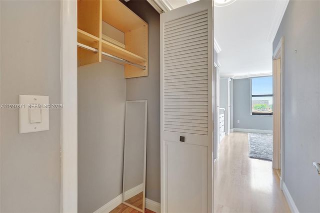 9801 Collins Ave 5S, Bal Harbour, FL 33154