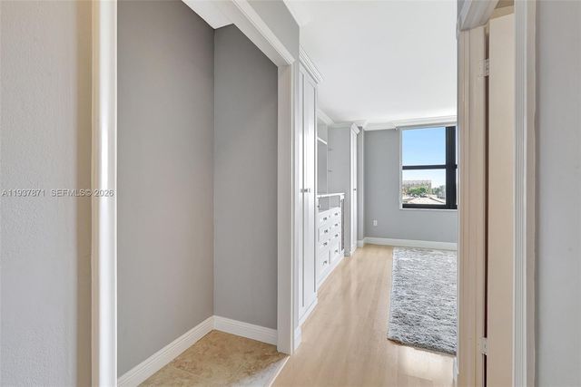 9801 Collins Ave 5S, Bal Harbour, FL 33154