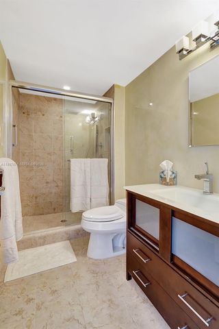 9801 Collins Ave 5S, Bal Harbour, FL 33154