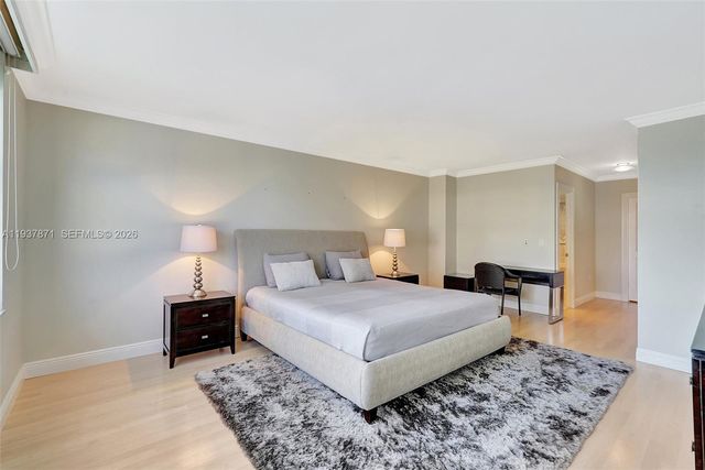 9801 Collins Ave 5S, Bal Harbour, FL 33154