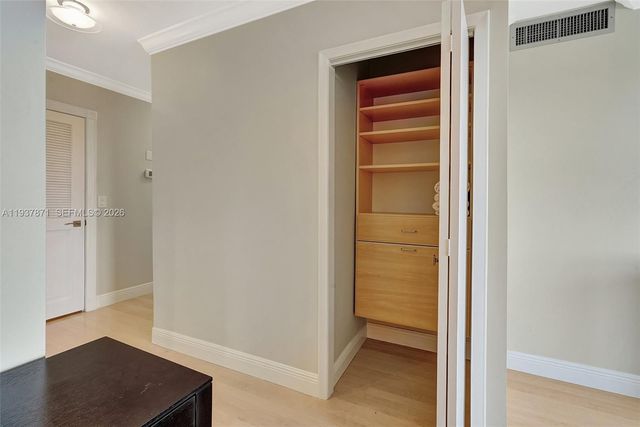 9801 Collins Ave 5S, Bal Harbour, FL 33154