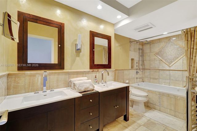 9801 Collins Ave 5S, Bal Harbour, FL 33154