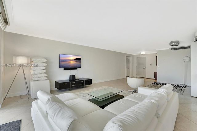 9801 Collins Ave 5S, Bal Harbour, FL 33154