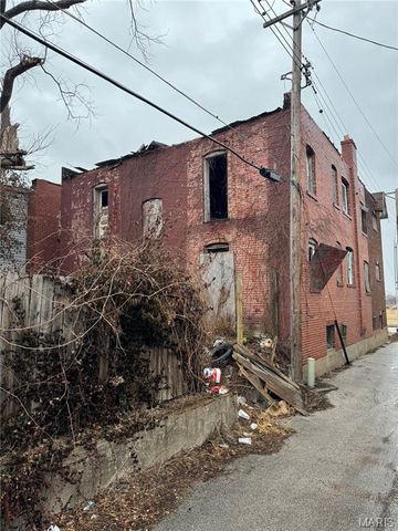 3715 Fair Avenue, St Louis, MO 63115