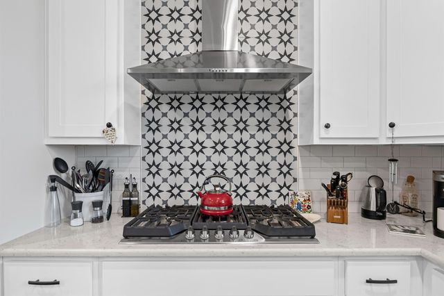 240 Oil Field RD, Lockhart, TX 78644