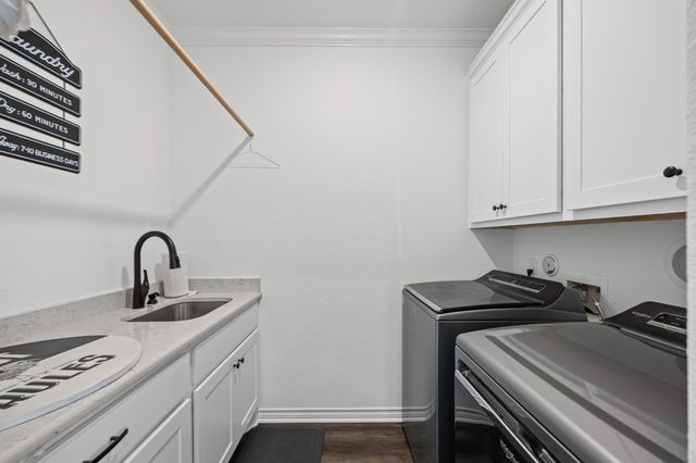 240 Oil Field RD, Lockhart, TX 78644