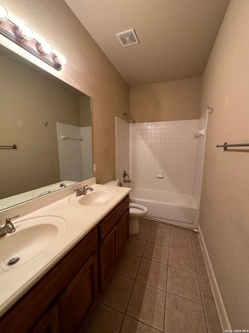 518 WHITE CYN, San Antonio, TX 78260