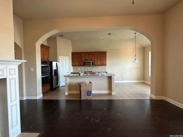 518 WHITE CYN, San Antonio, TX 78260