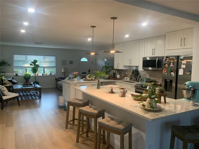 1801 SW 22nd Way, Boynton Beach, FL 33426